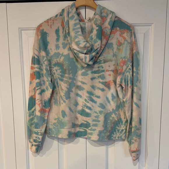 Colorful Tie-Dye Women's Hoodie - Picture 2 of 9